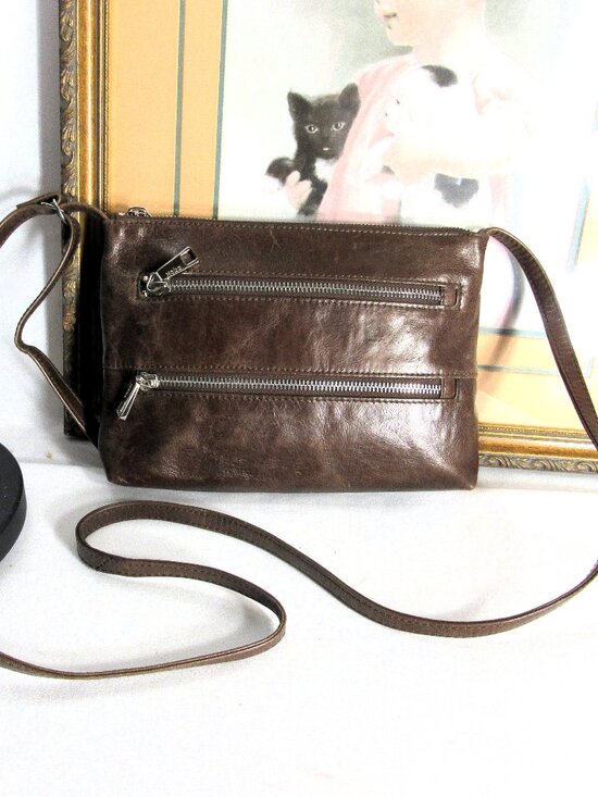 HOBO Handbags - HOBO INTERNATIONAL BROWN XBODY BAG LOTS OF POCKETS GENUINE LEATHER